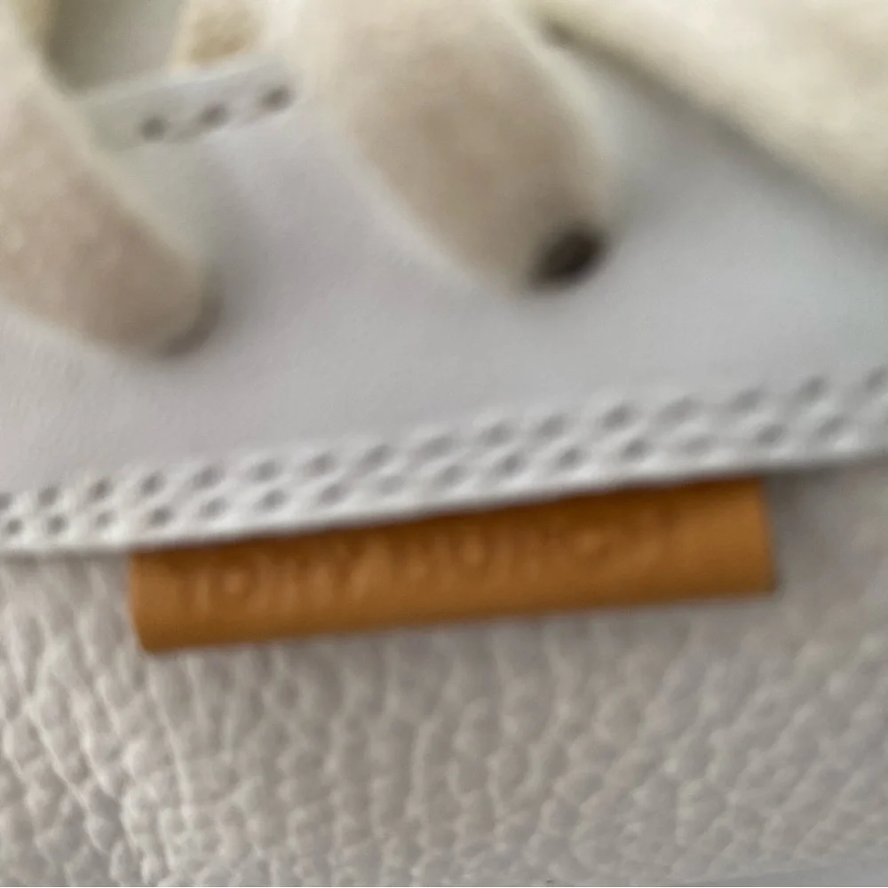 Tory Burch Ladybug White Leather Sneakers size 8.5 - Picture 6 of 11